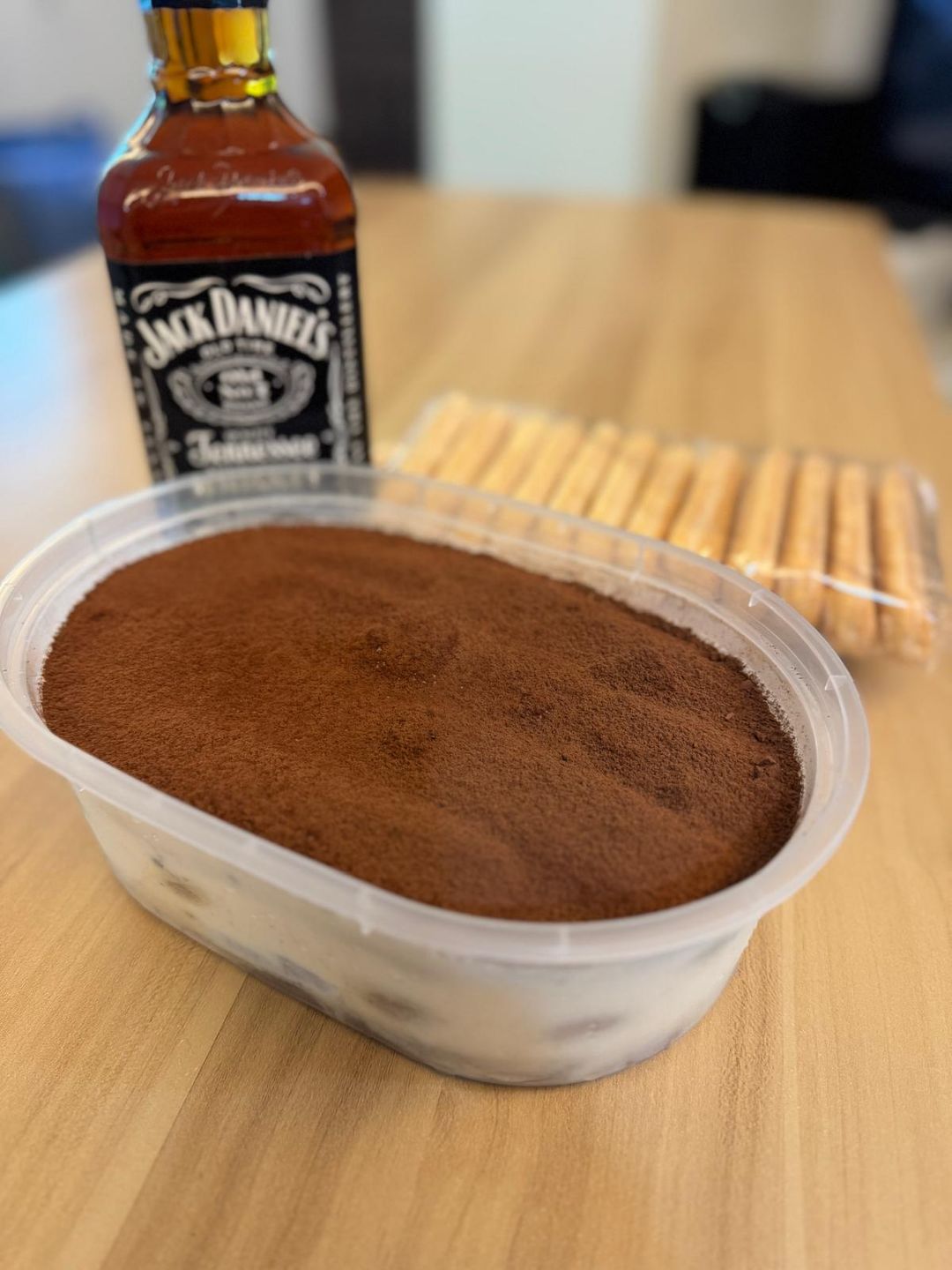 Classic Tiramisu (appox 1000g) **[requires 3-days advance order]**