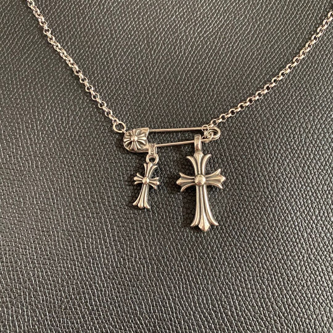 Collier Pin Chrome Hearts