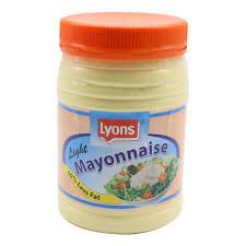 lyons light mayonnaise 725ml