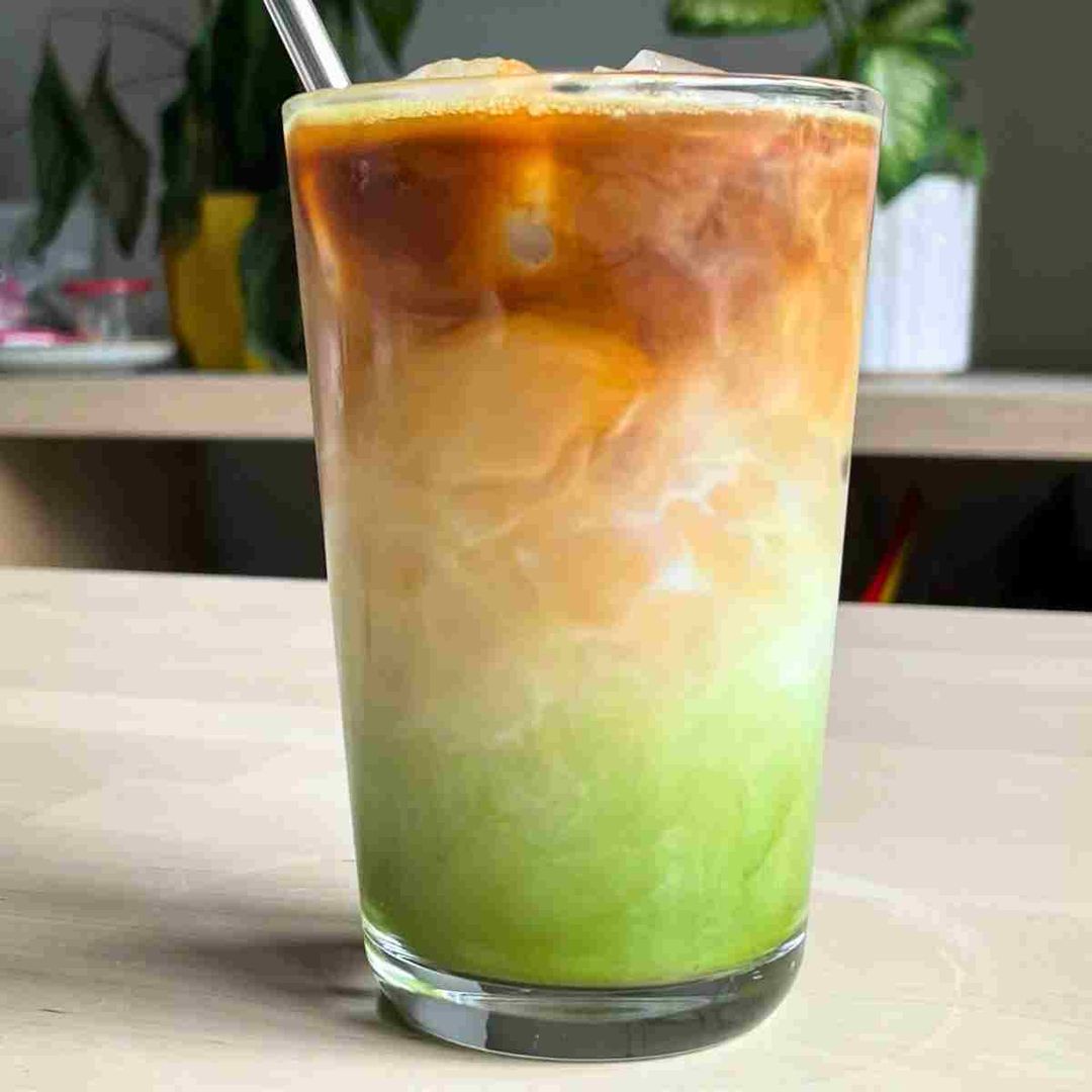 Dirty Matcha (Iced) 