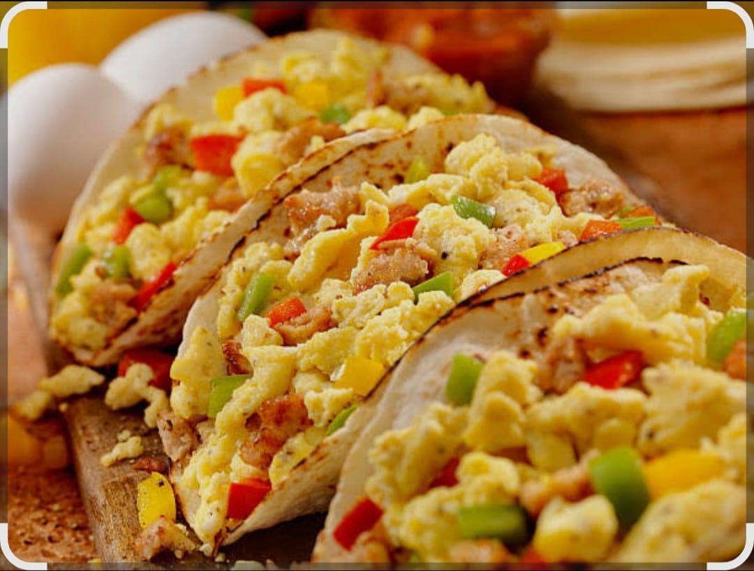 Tacos con Huevo, chorizo y papas