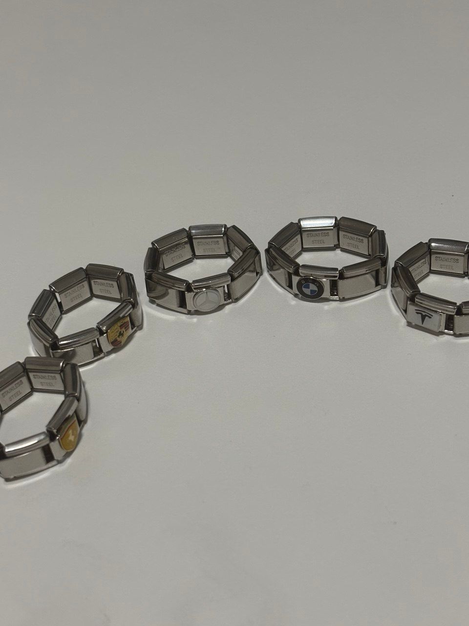 S1: Formula One Rings