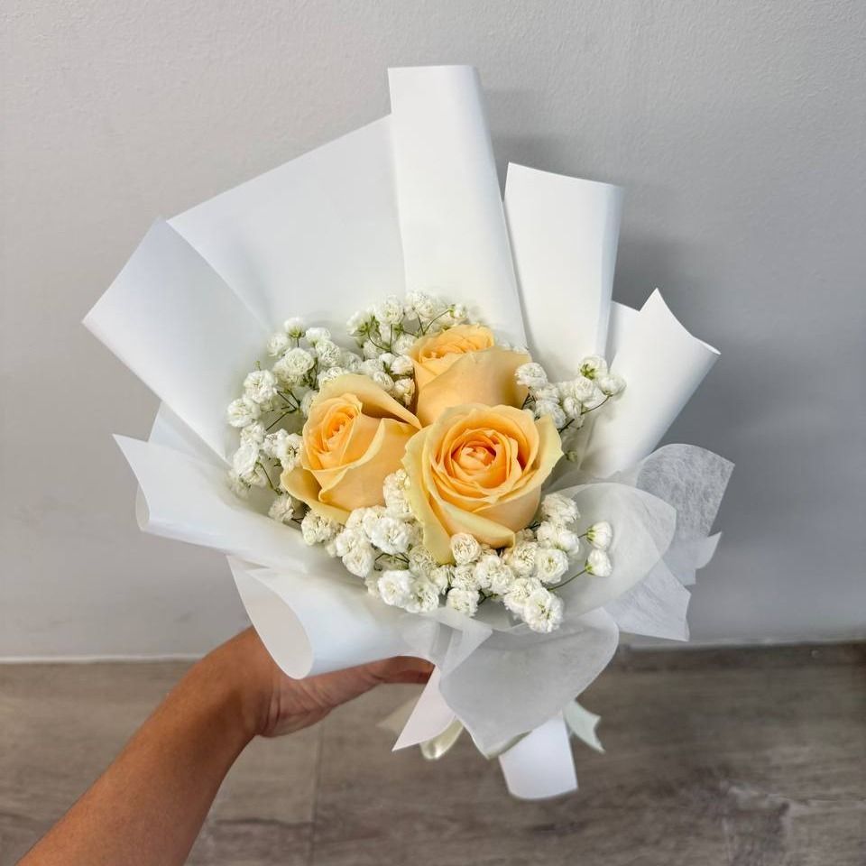3 Fresh Champagne Roses with baby breath