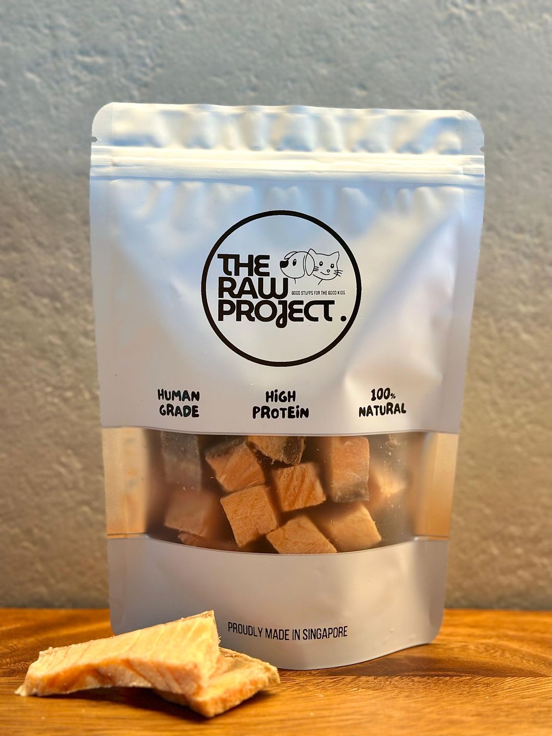 Freeze Dried Salmon Cubes 60g