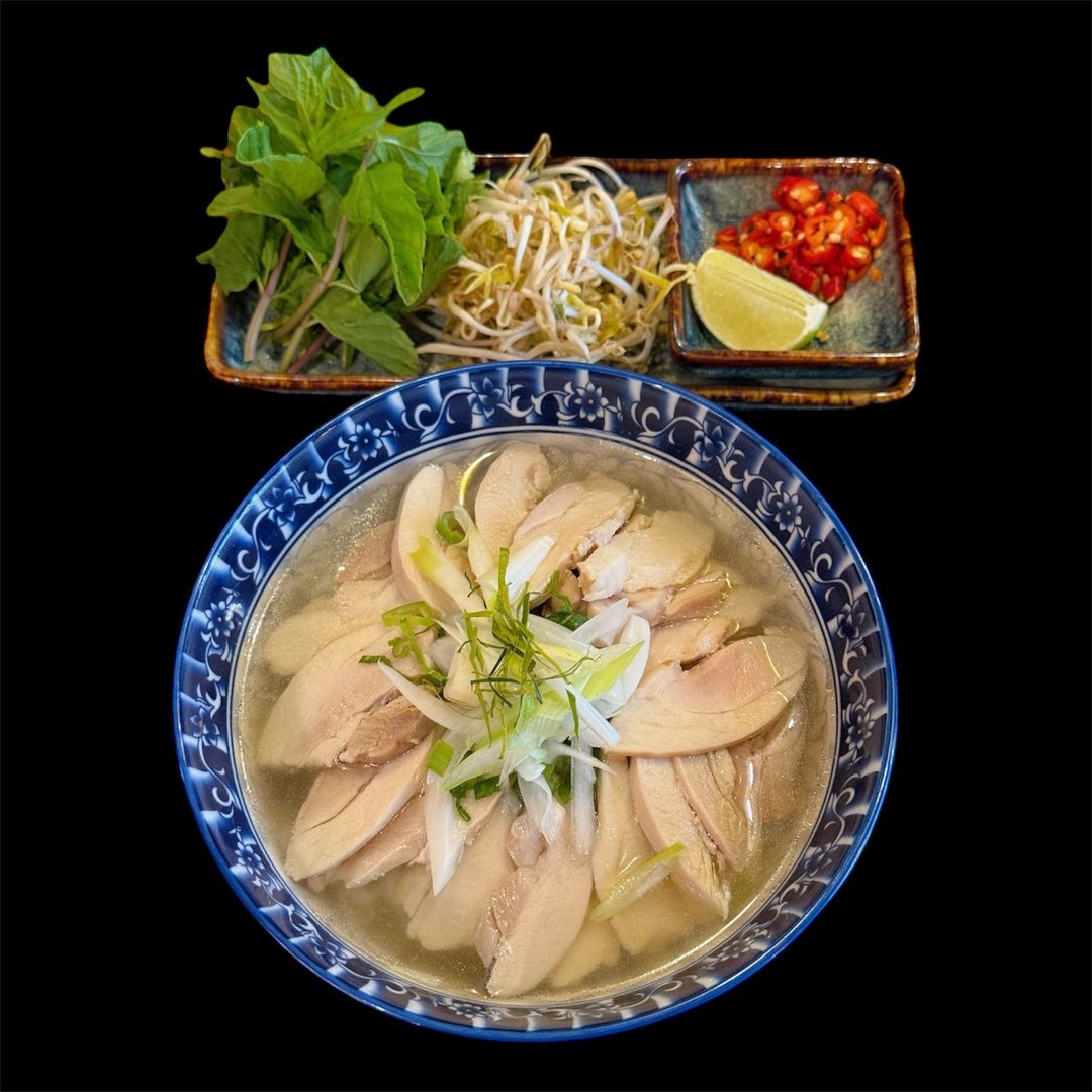 CHICKEN PHO