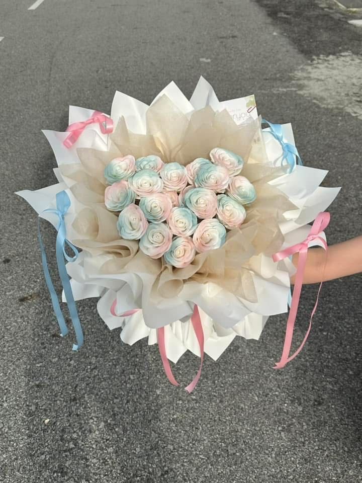 19 Stalk Awakening Soap Rose Bouquet  