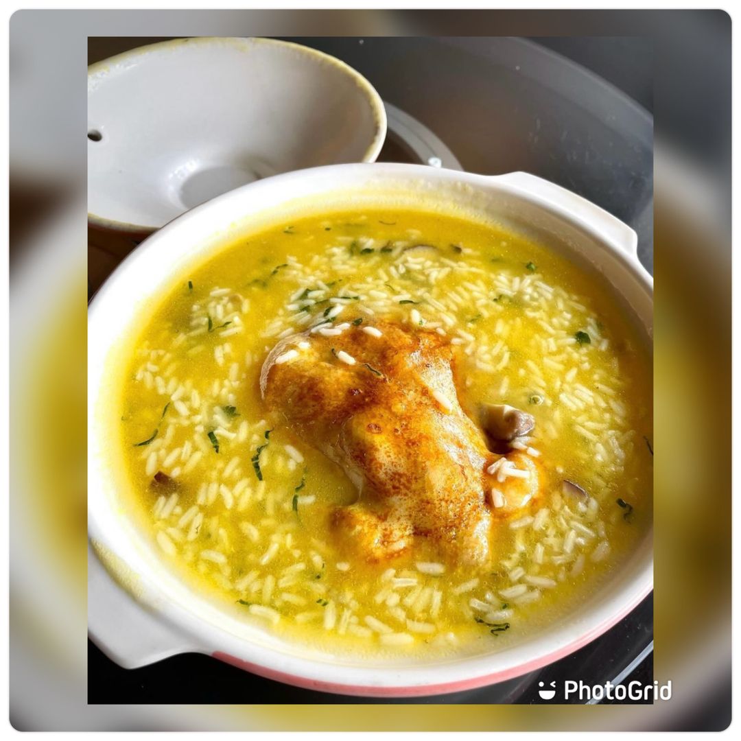 Whole Chicken Porridge (Serves 4-5pax)
