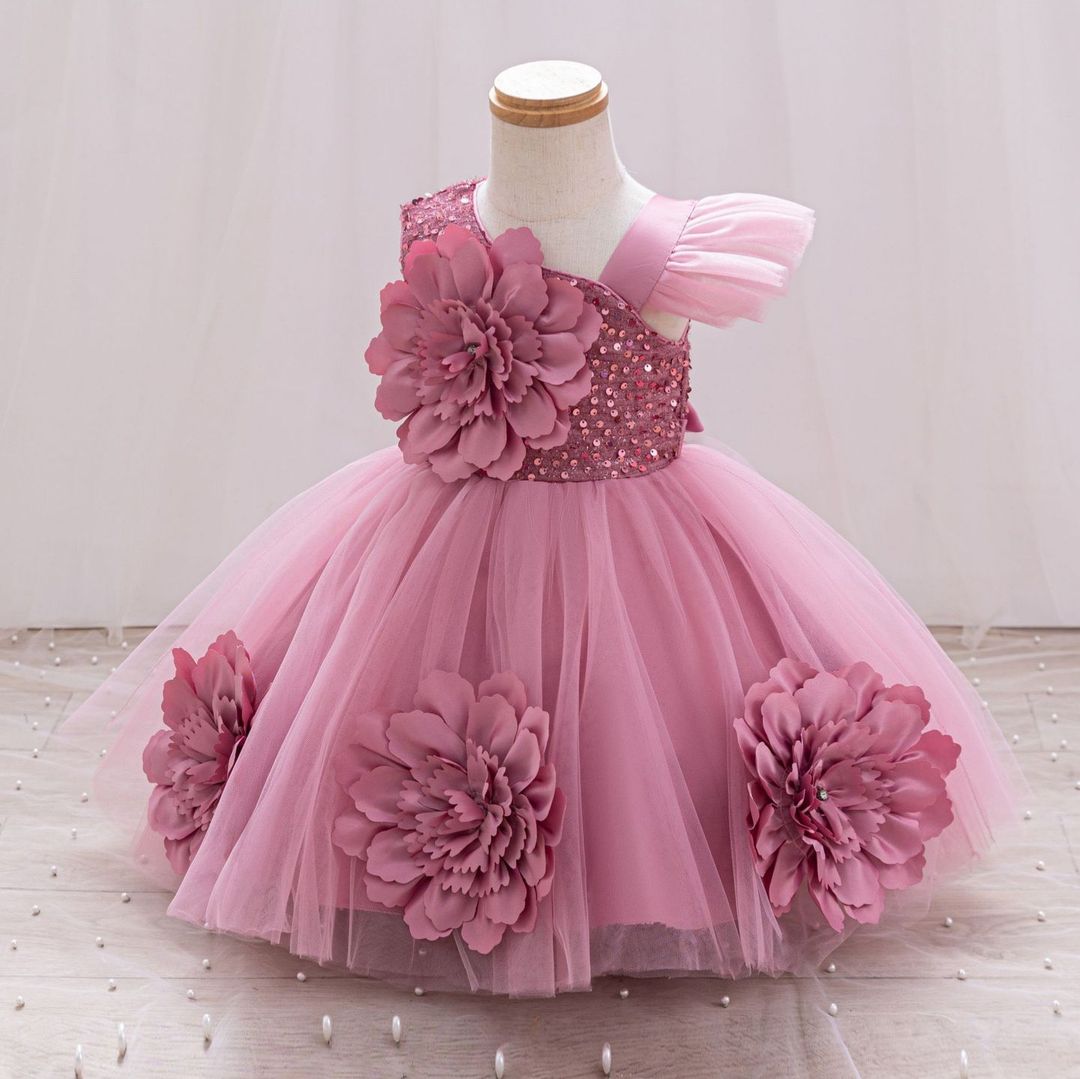Dress 1-6years 22,500 Order inafungwa 24/9/25 pink