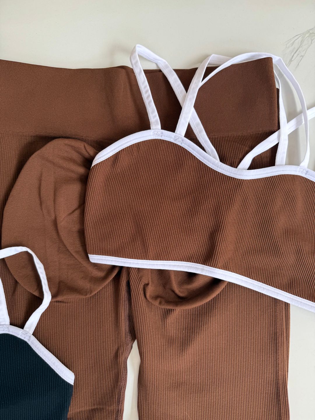Legging + Top Canelé (Con Levanta Glúteos)