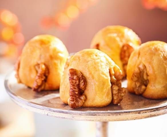 Walnut Mooncakes 6 pieces (Without Egg Yolk)