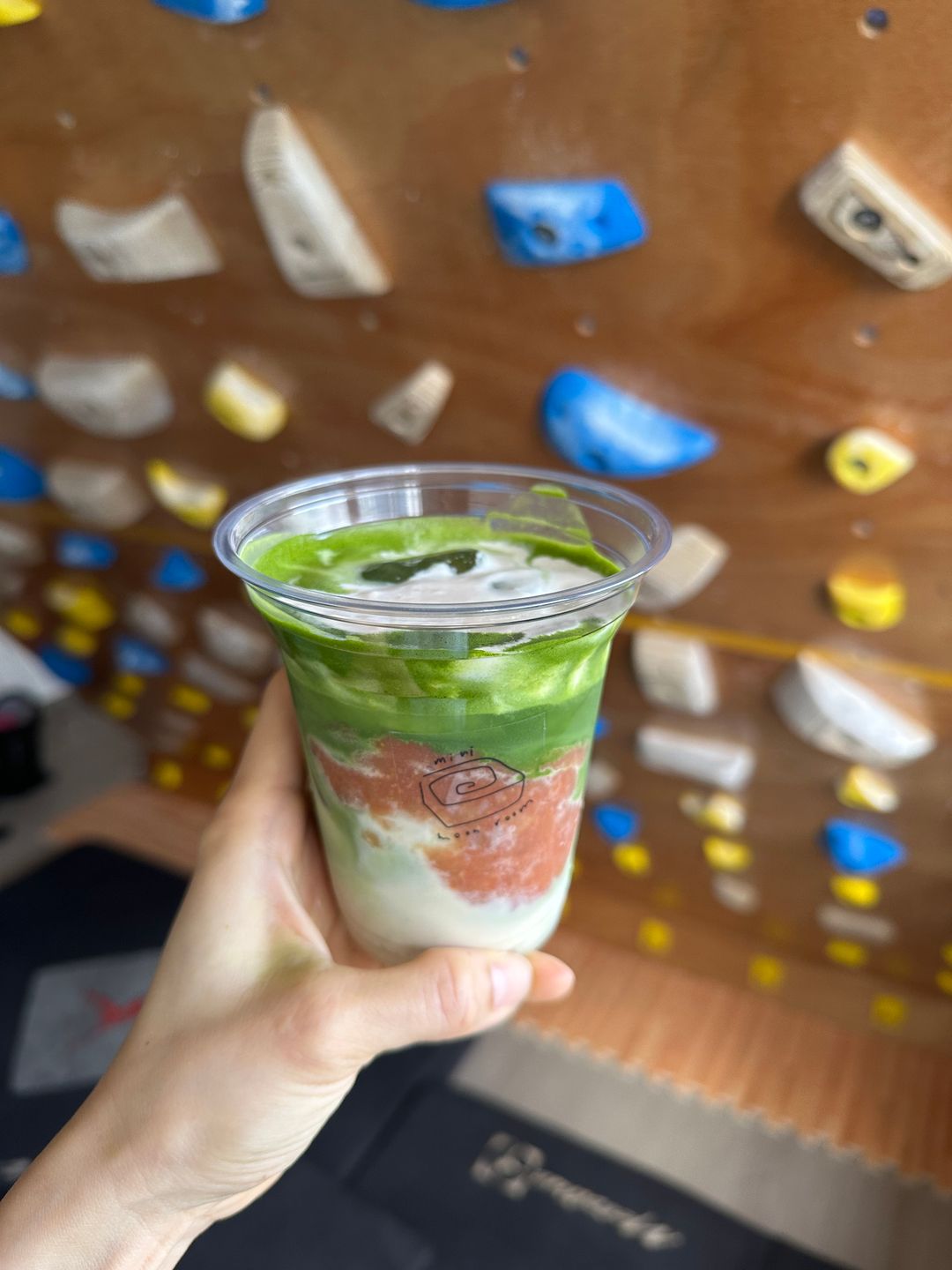 Strawberry Cold Foam Matcha (Iced)