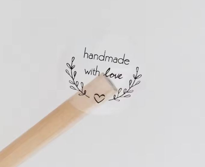 Pegatina transparente hecho a mano con amor