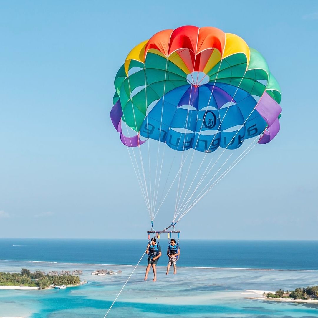 Parasailing - براشوت