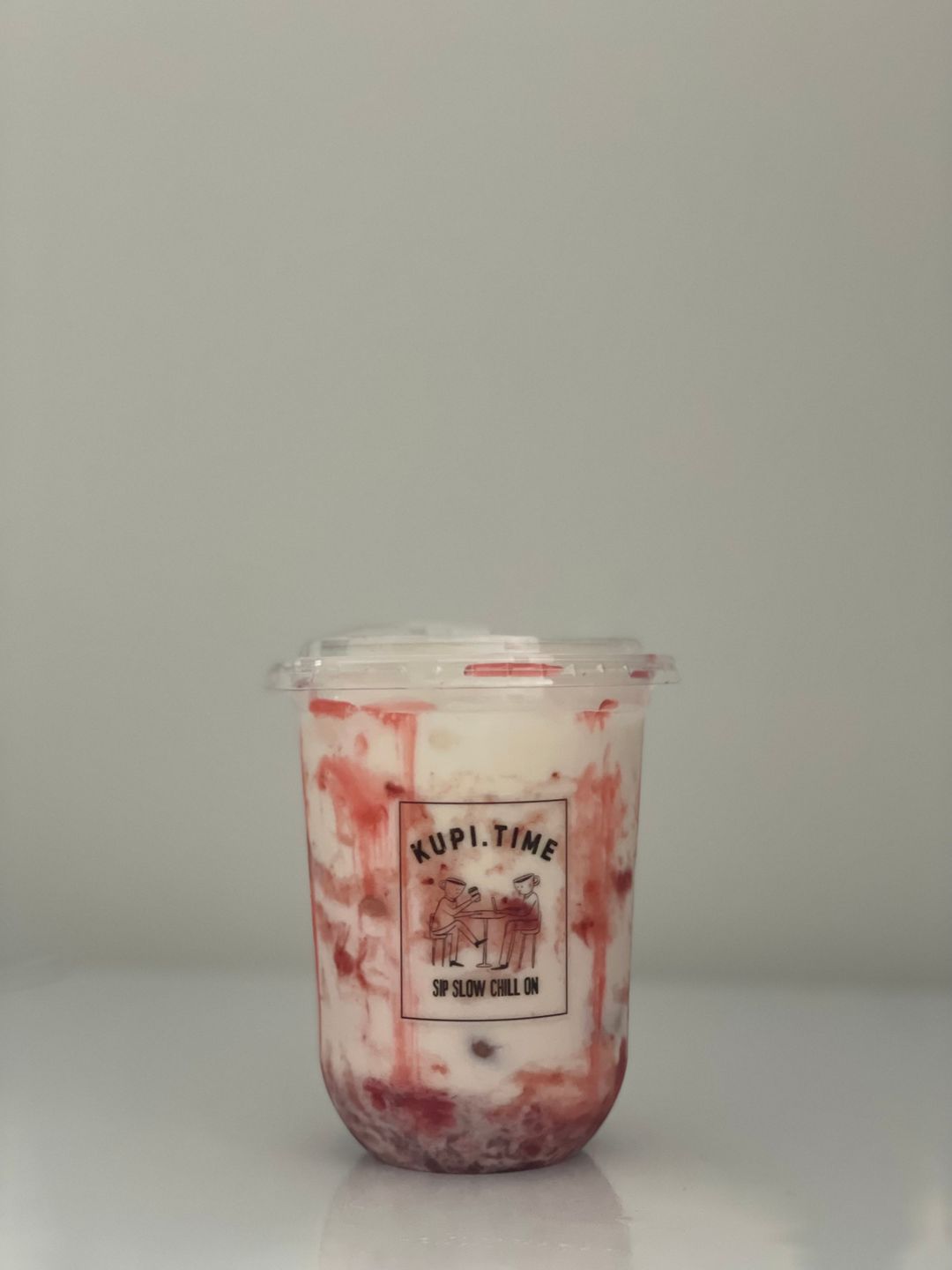 Iced Strawberry Latte