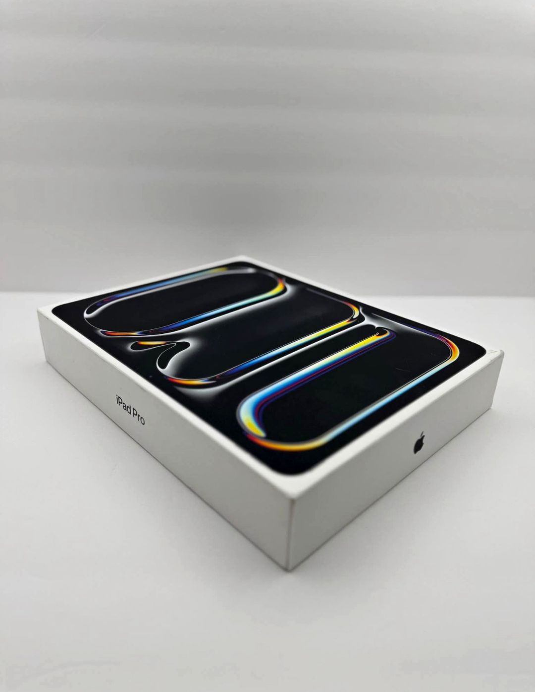 📱 Apple iPad Pro 13” (M4) – Wi-Fi + Cellular
