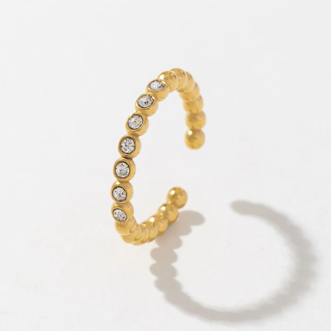 Golden Cubic Ring