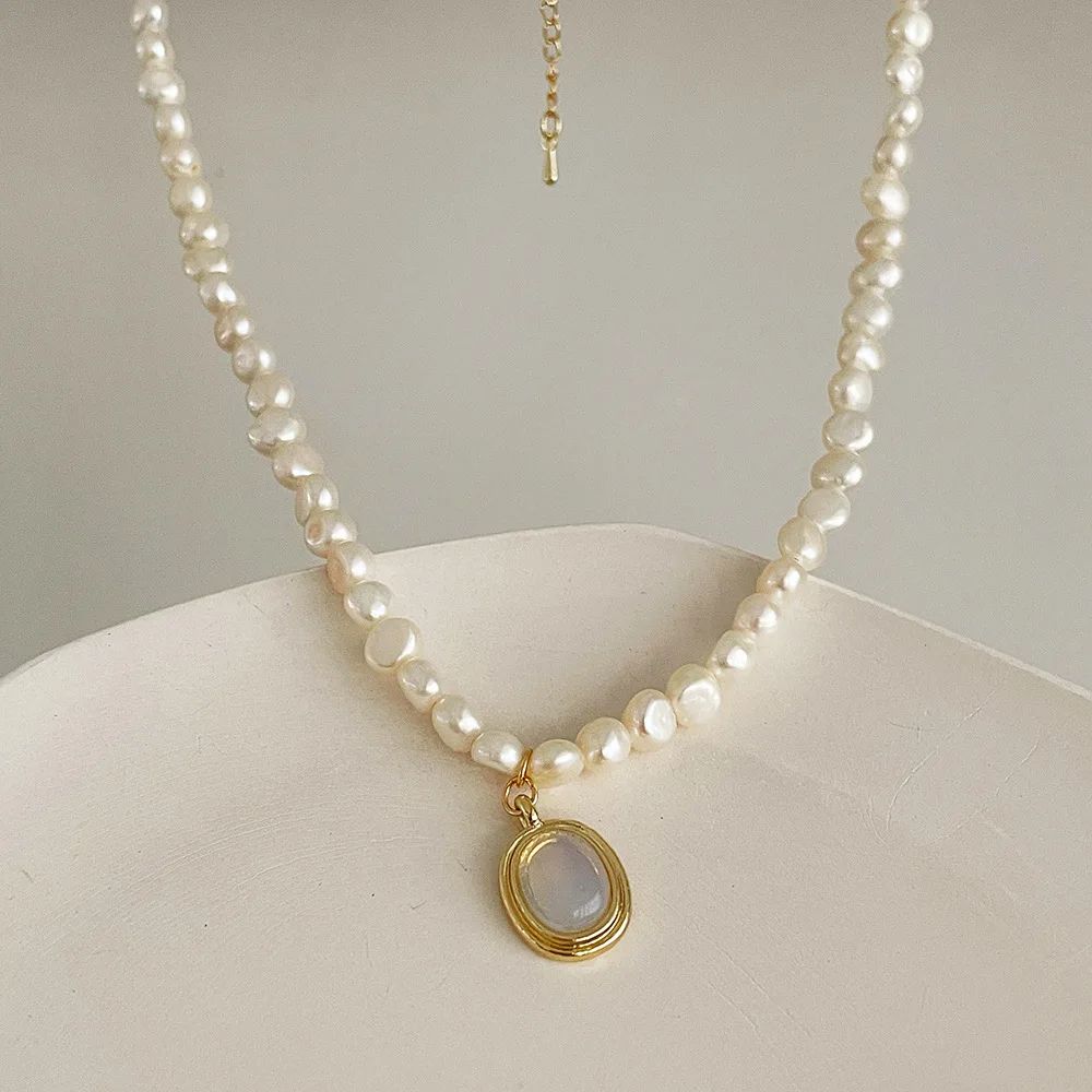 Mecylife Pearl Moon Necklace