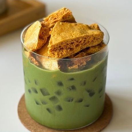 Honeycomb Matcha Latte ✨