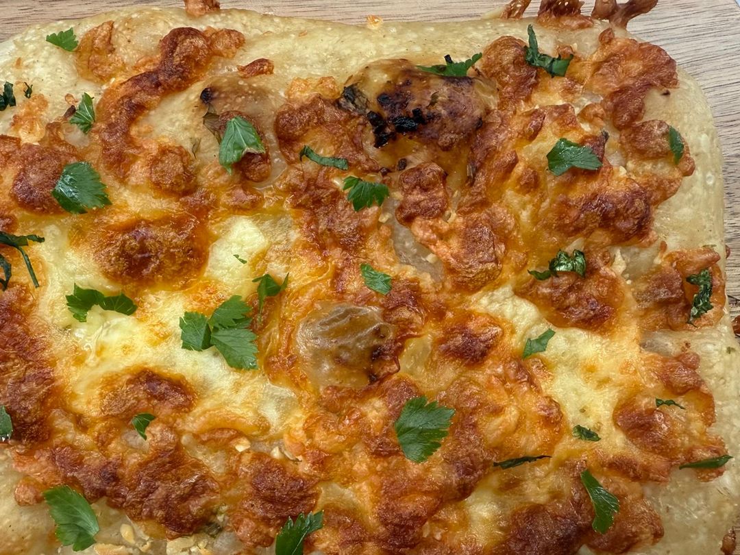 Cheesy Garlic Butter Parsley
