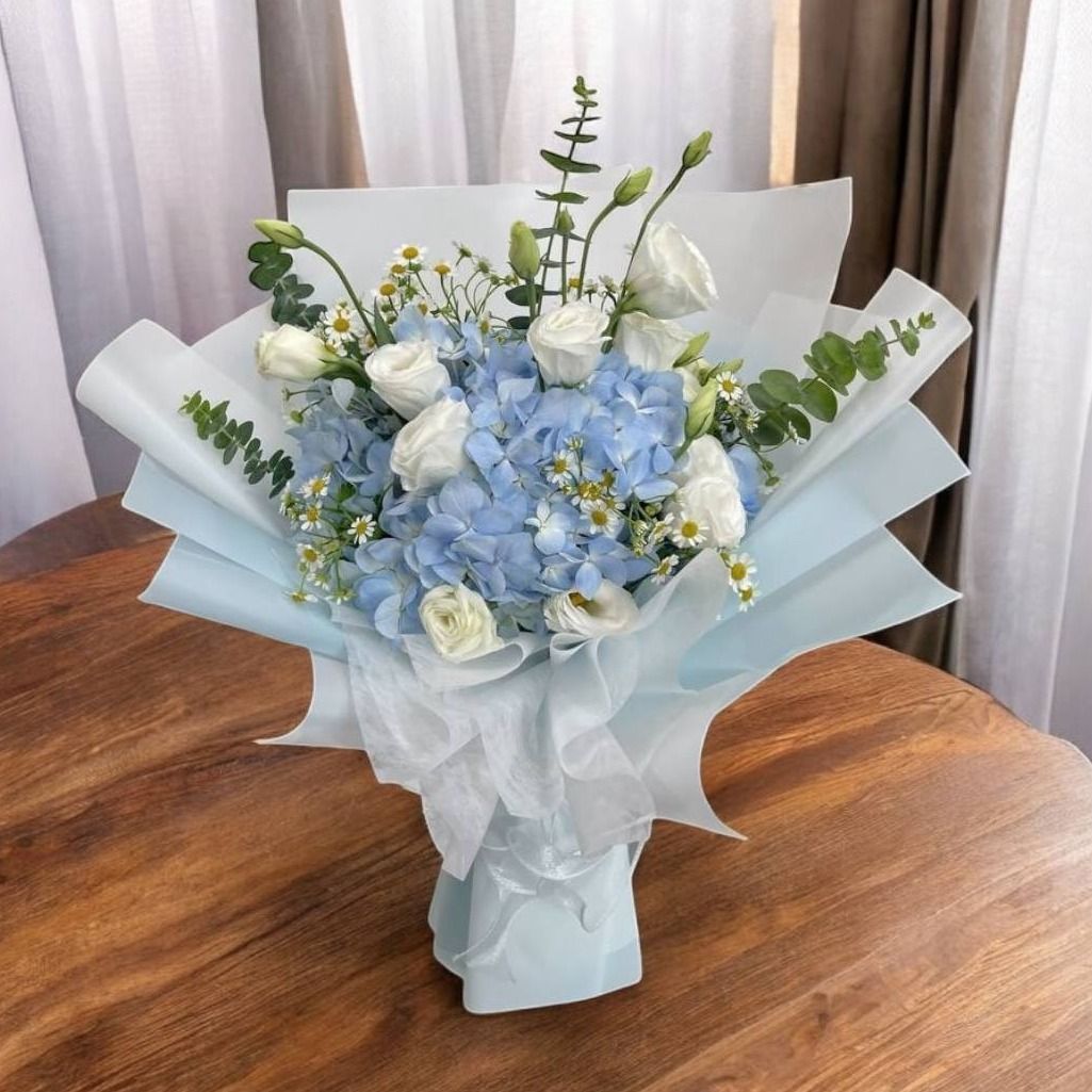 Light Blue Hydrangea eustoma mini daisy eucalyptus