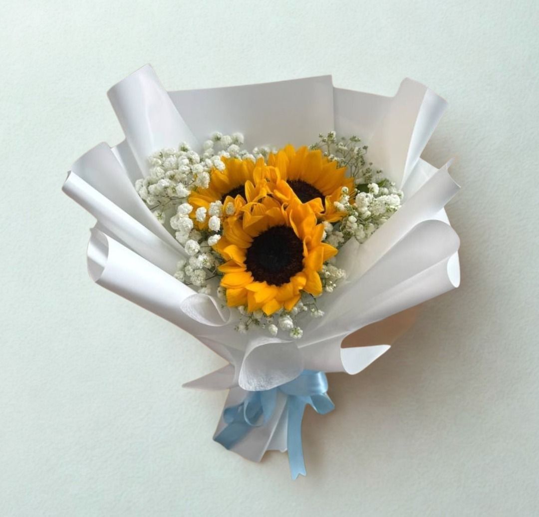 3 Sunflower with Baby Breath 