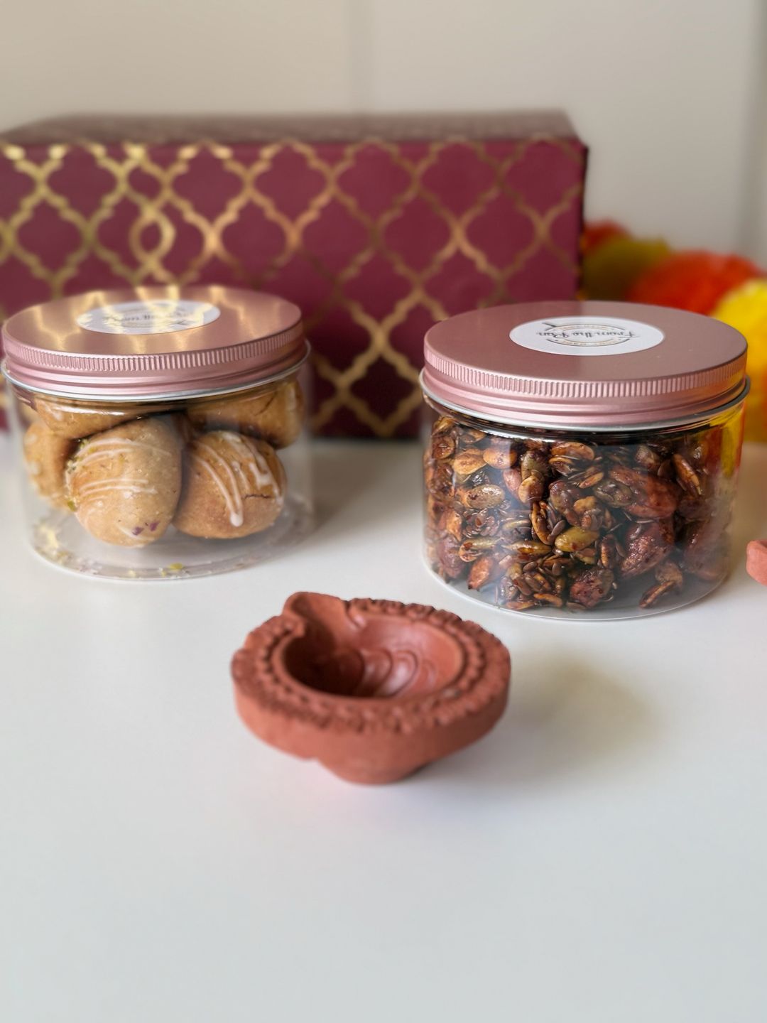 Two Jar Hamper