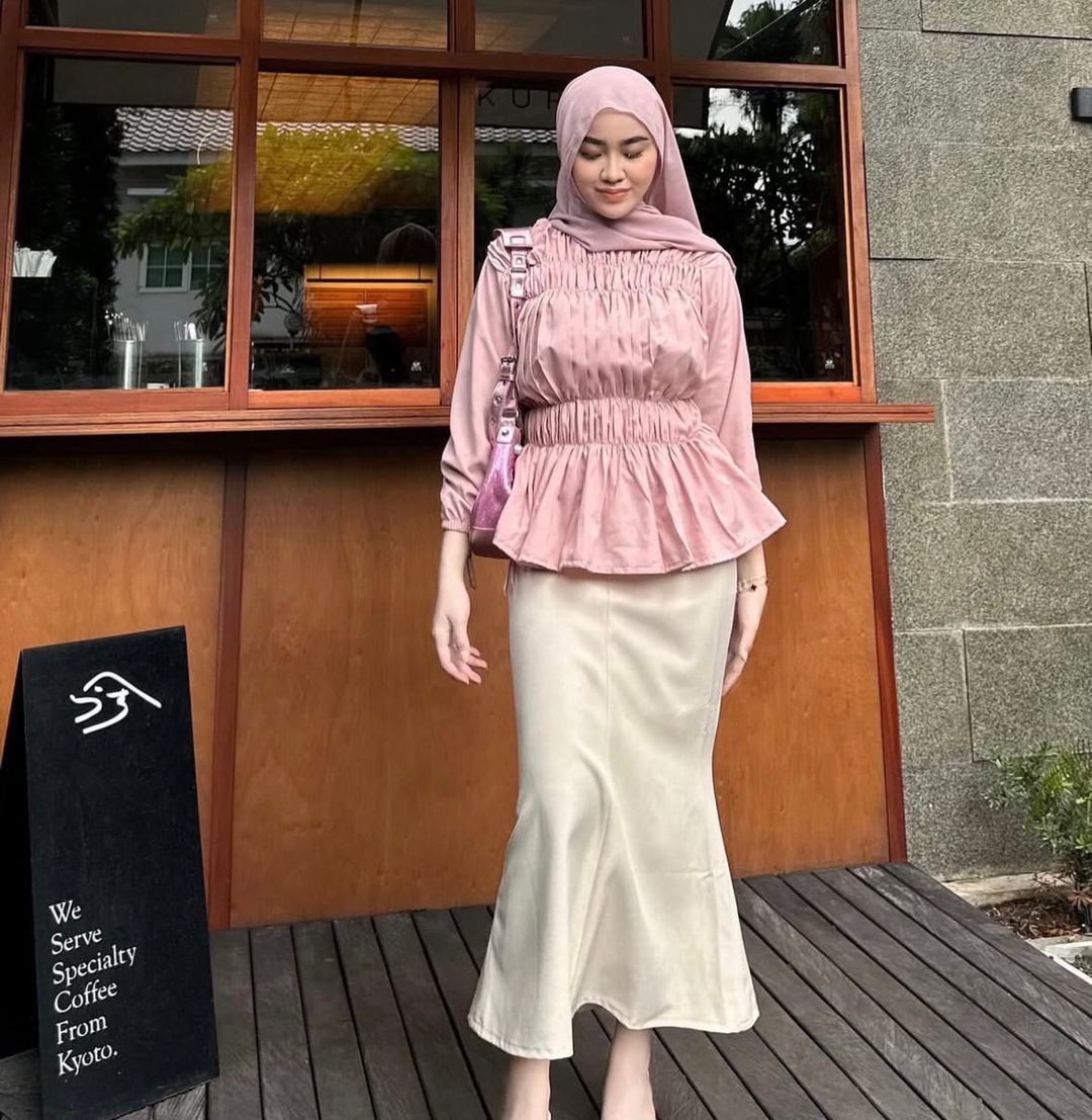 Sophia Shirred Blouse