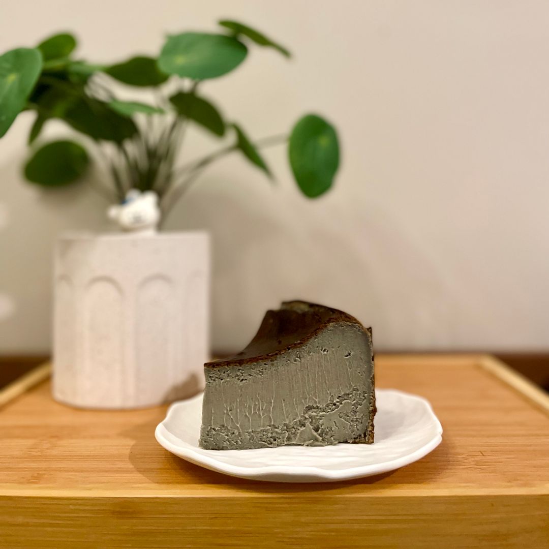 Black Sesame Burnt Cheesecake (GF)