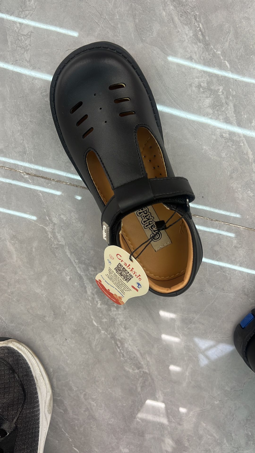 Crabkids size 37-41A order inafungwa 14/10/25
