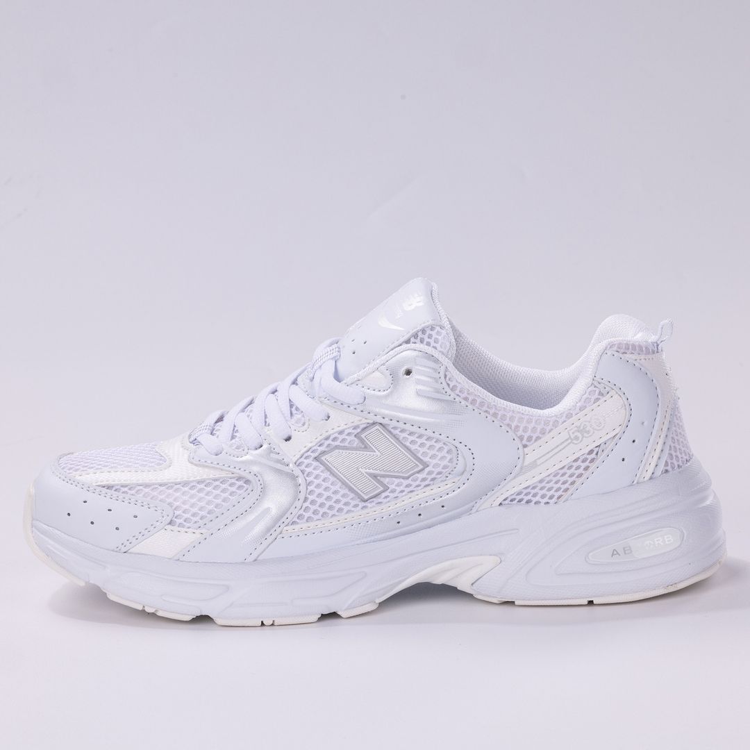 Shoes size 36-4522500 kufunga 14/1025 E