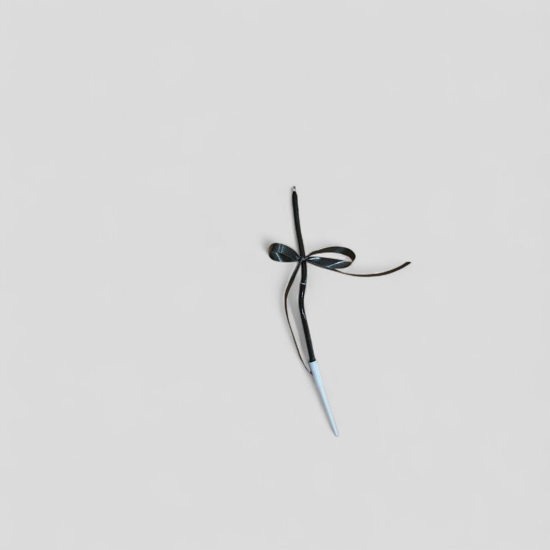 Black Ribbon Candle