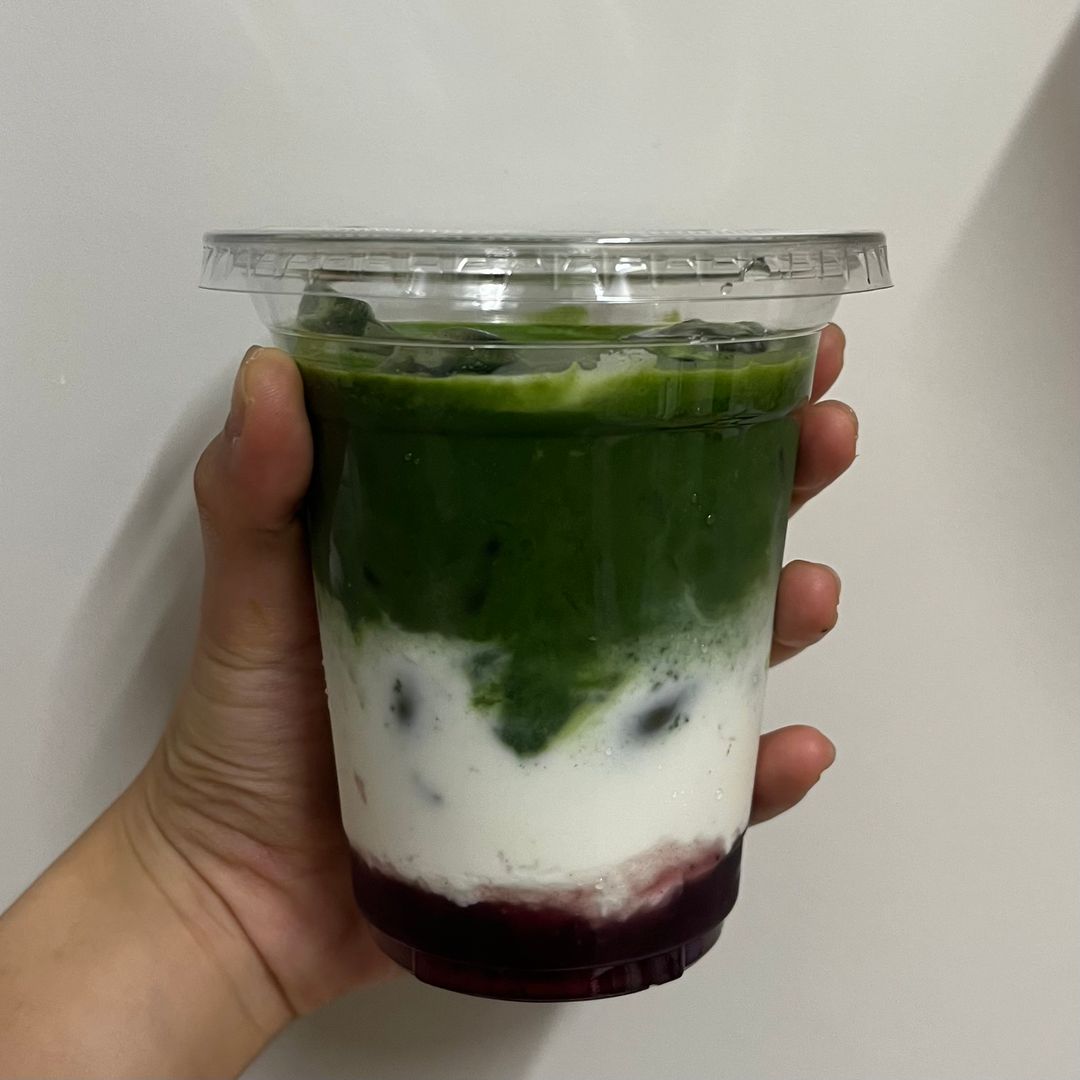 Iced Blueberry Matcha Latte 