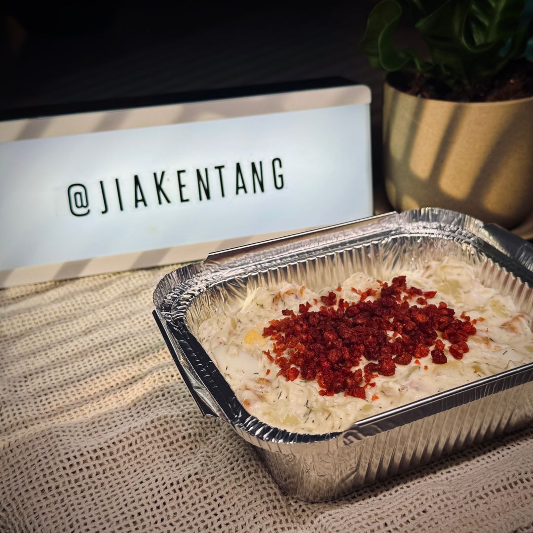 Rustic Potato Salad (Topping: Bacon bits)