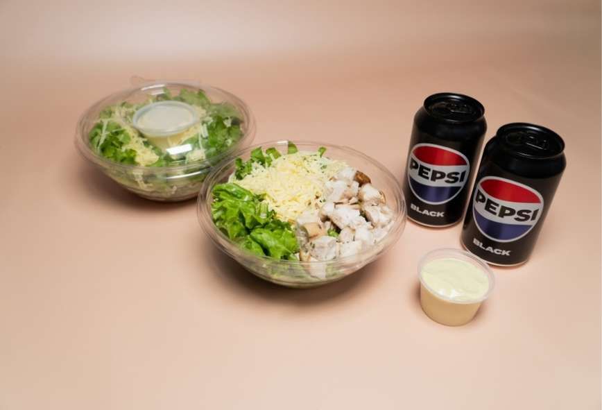 2 Ensaladas + 2 Bebidas