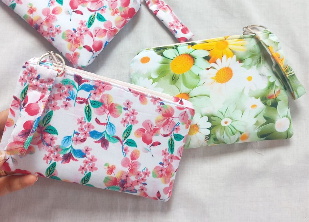 🩷 Designed Cotton Pouch