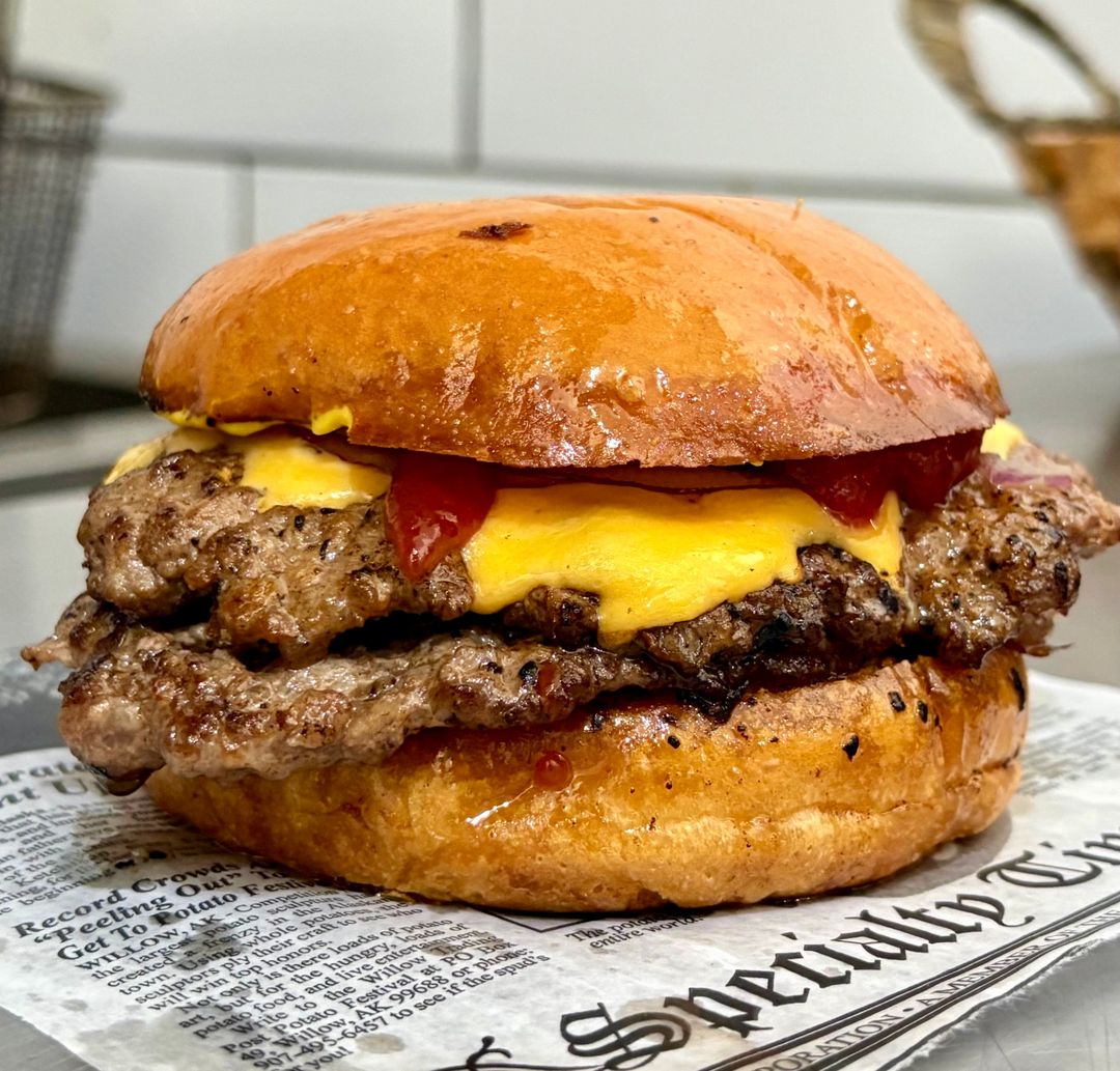 HAMBURGUESA CHEES BURGUER DOBLE