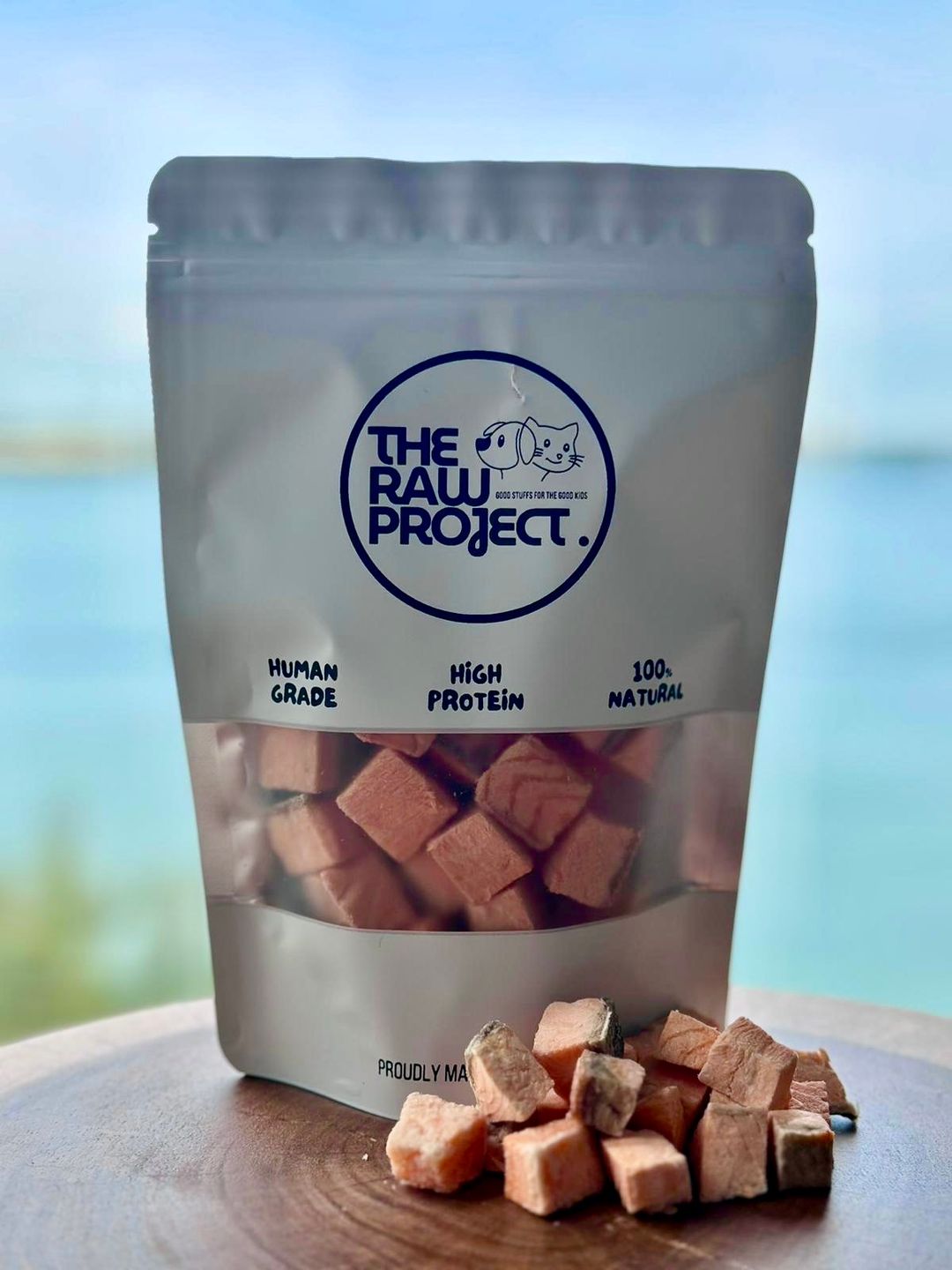 Freeze Dried Salmon Cubes