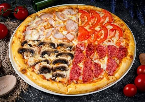 Pizza 4 saisons صغيرة