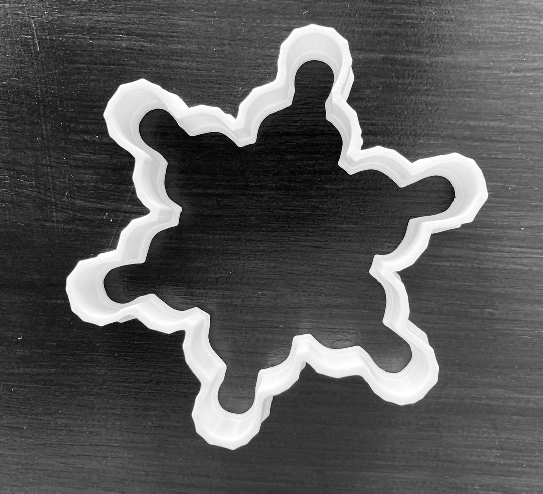 Snowflake 3 Outline Cookie Cutter
