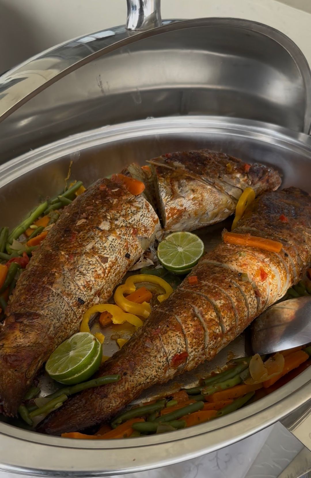 Darnes de Thiof farci à  la Saint Louisienne + Alloco