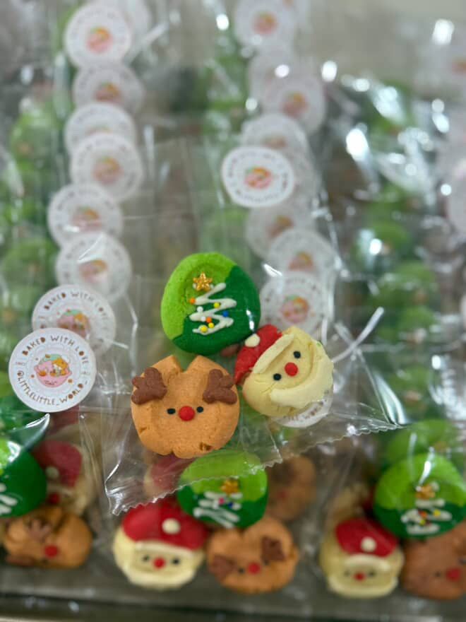 Christmas Meringue Cookies (per pack) 