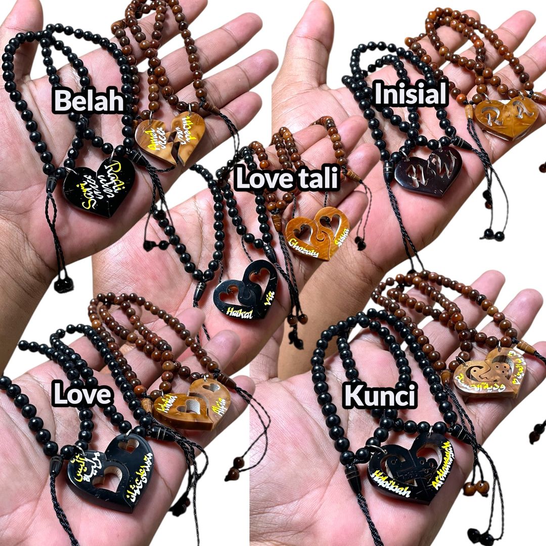 Gelang Bulat couple love Belah inisial kunci love tali