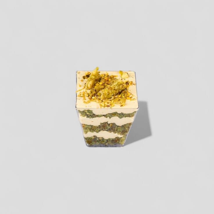Pistachio cake mini