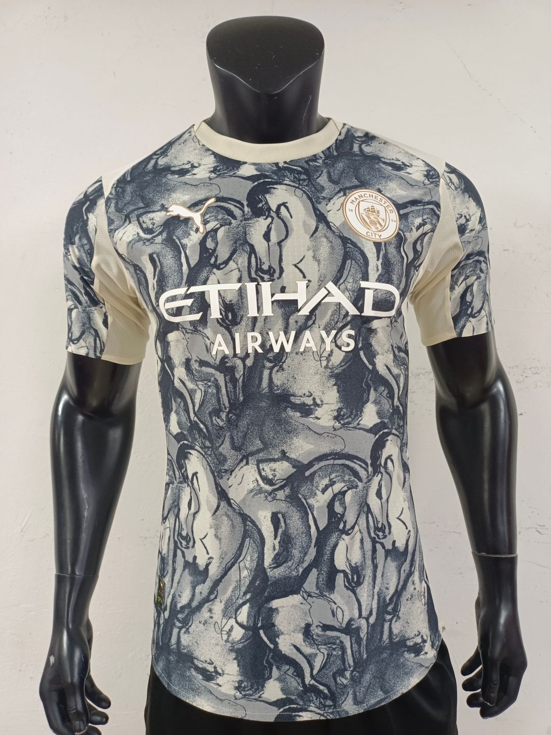 Manchester City 2025/26 Special Shirt (Off-white / Gray / Black)