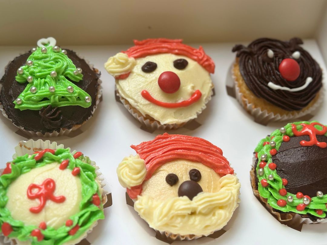 Christmas Cupcake Box