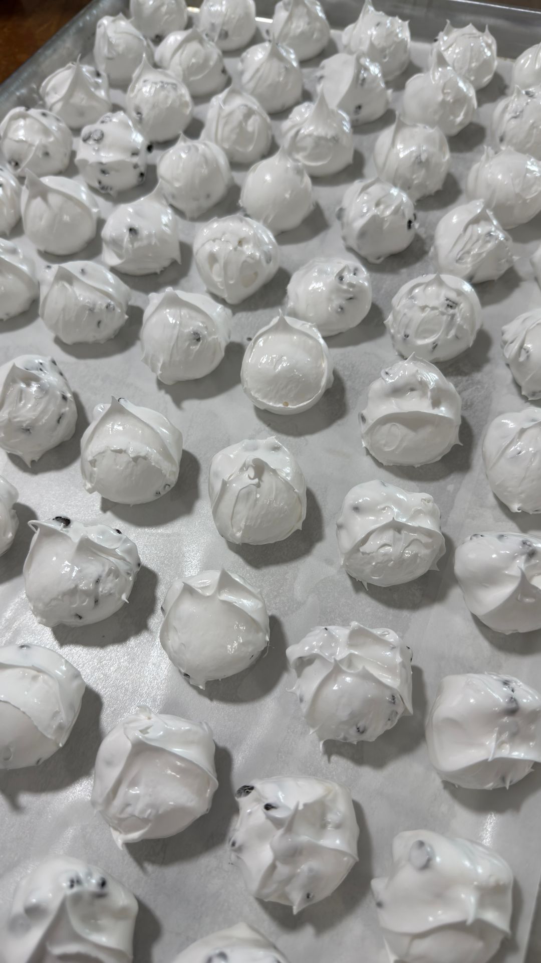 Choc Chip Flake Meringues 