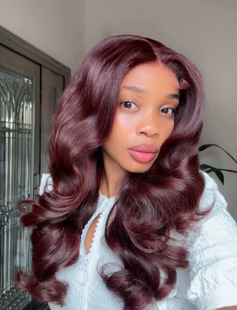 24” burgundy wavy unit blend