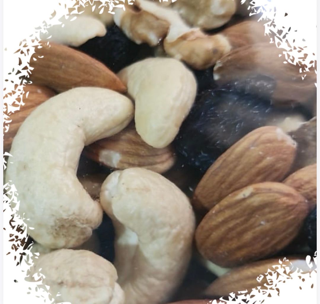 Extra mixed raw nuts قلوبات مشكل اكسترا