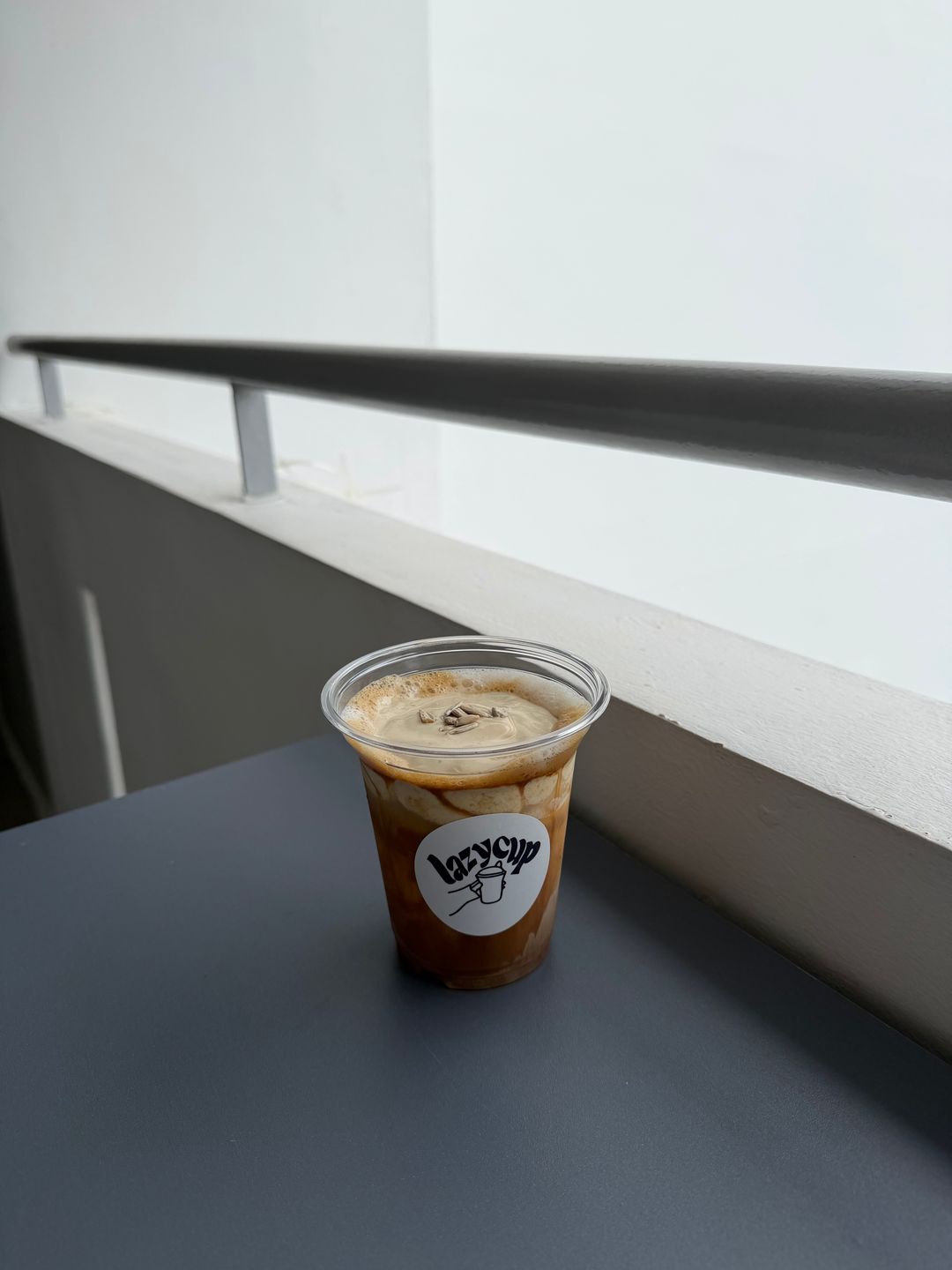 Sunflower cream latte