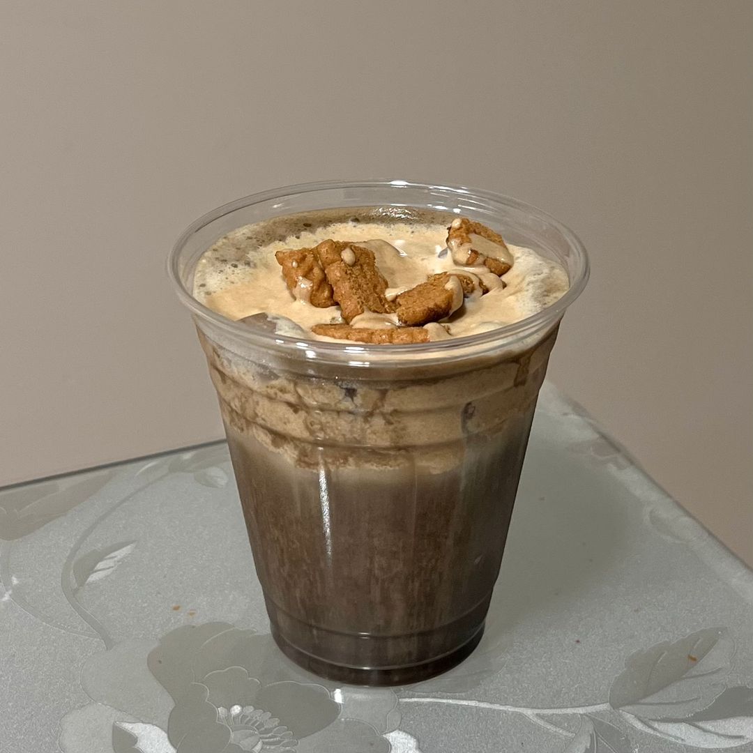 biscoff cream hojicha